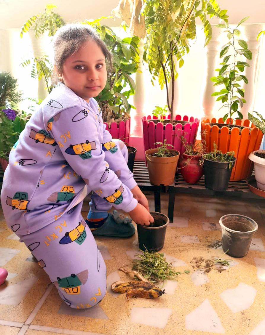 Presidium Dwarka-6, PRESIDIANS LEARN HOW TO MAKE COMPOST AT HOME